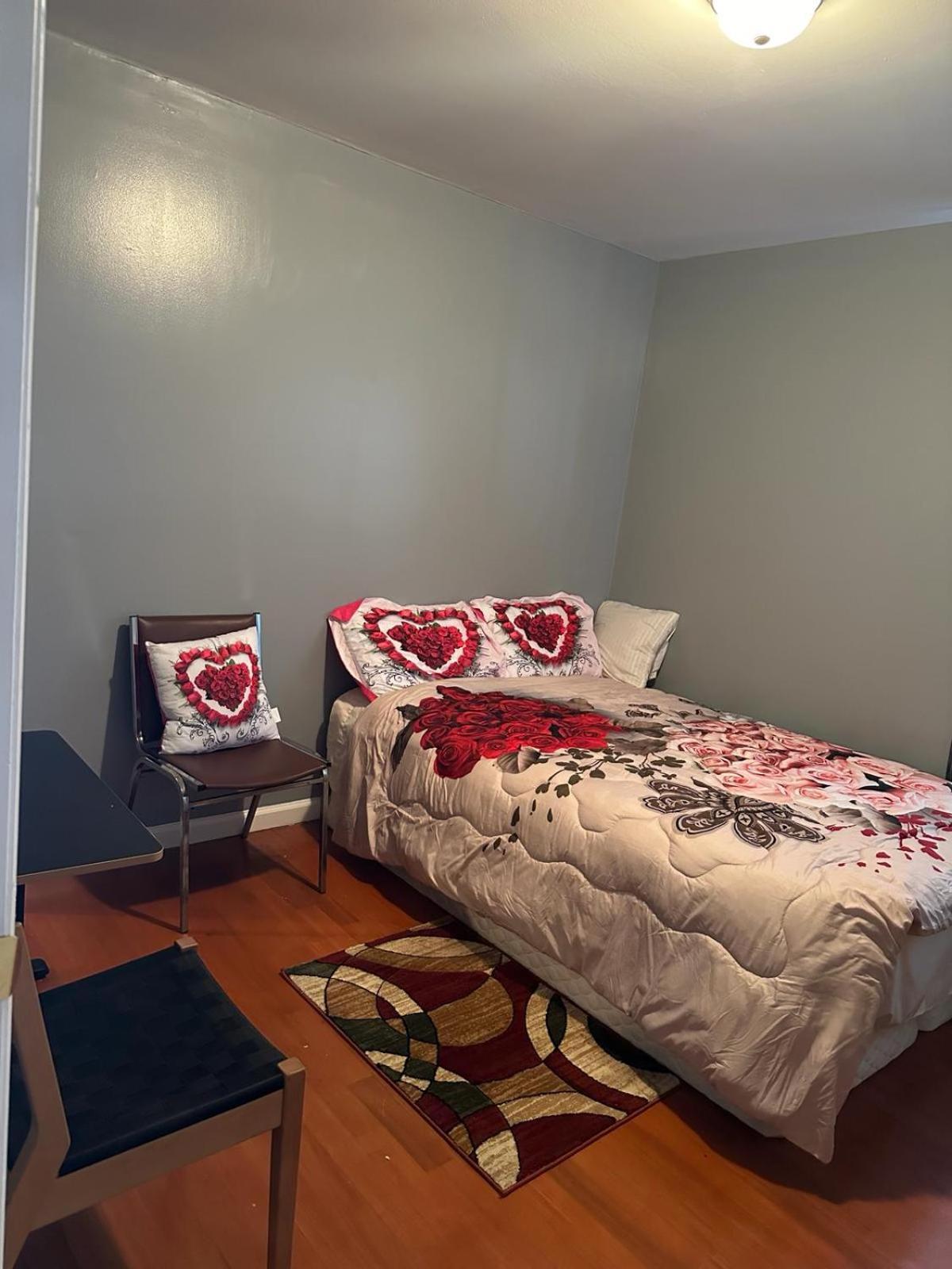 Divine Villa And Resorts 67 Sherman 5Mins To Ewr Airport And 4Mins To Penn Station Newark, 20Mins To New York Exterior photo